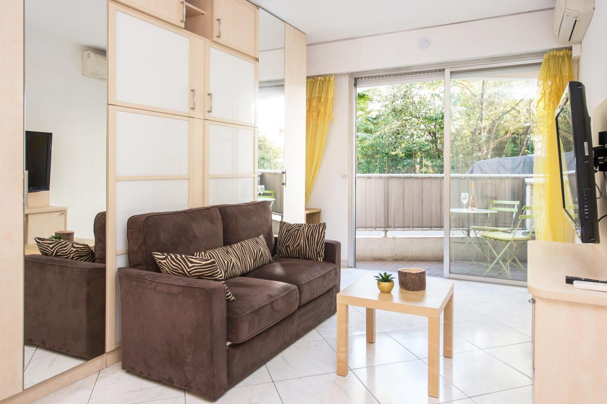 Cosy Studio - Residence Front De Mer - Ментона Экстерьер фото